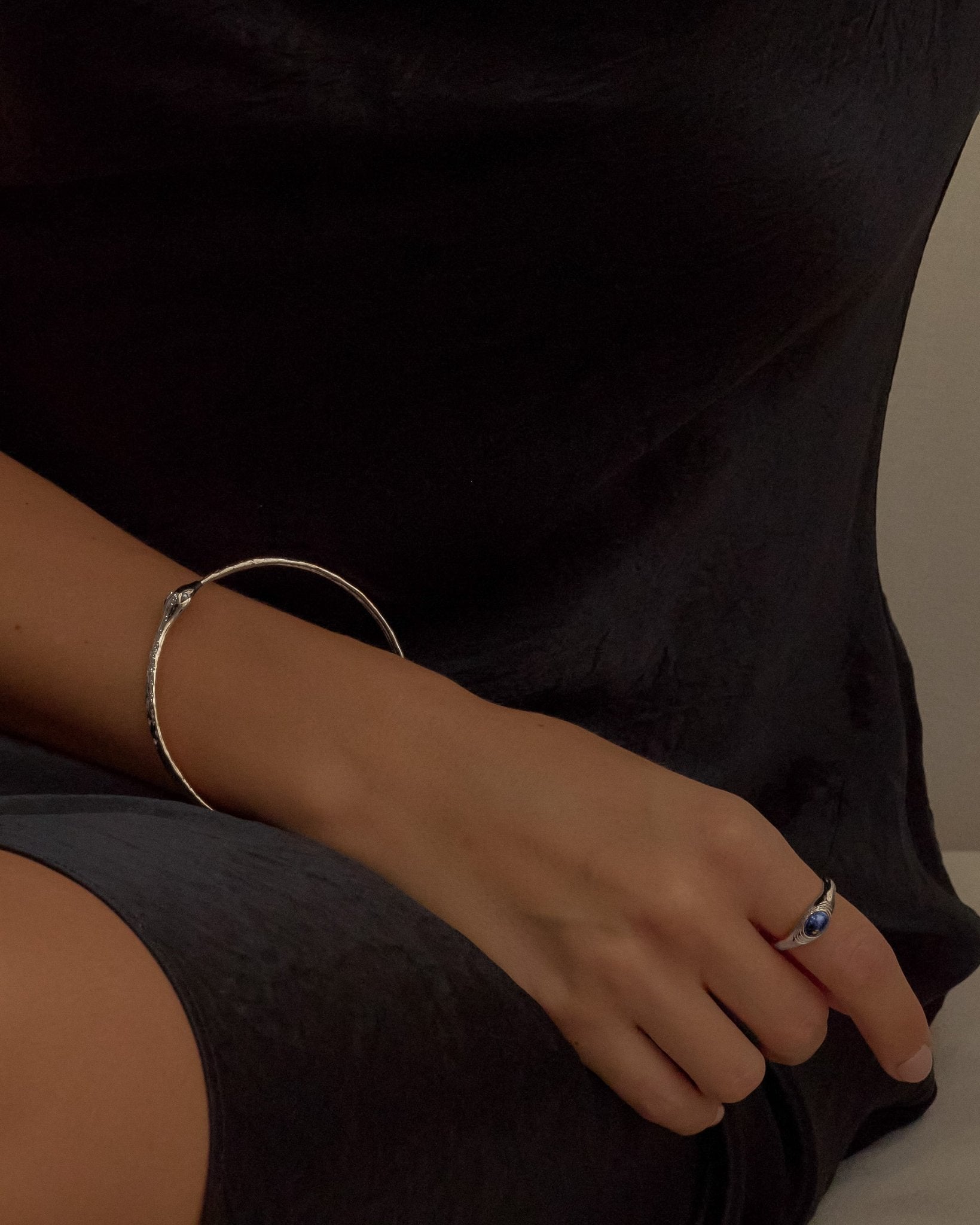 Ripple Signet Ring - Midori Jewelry Co.