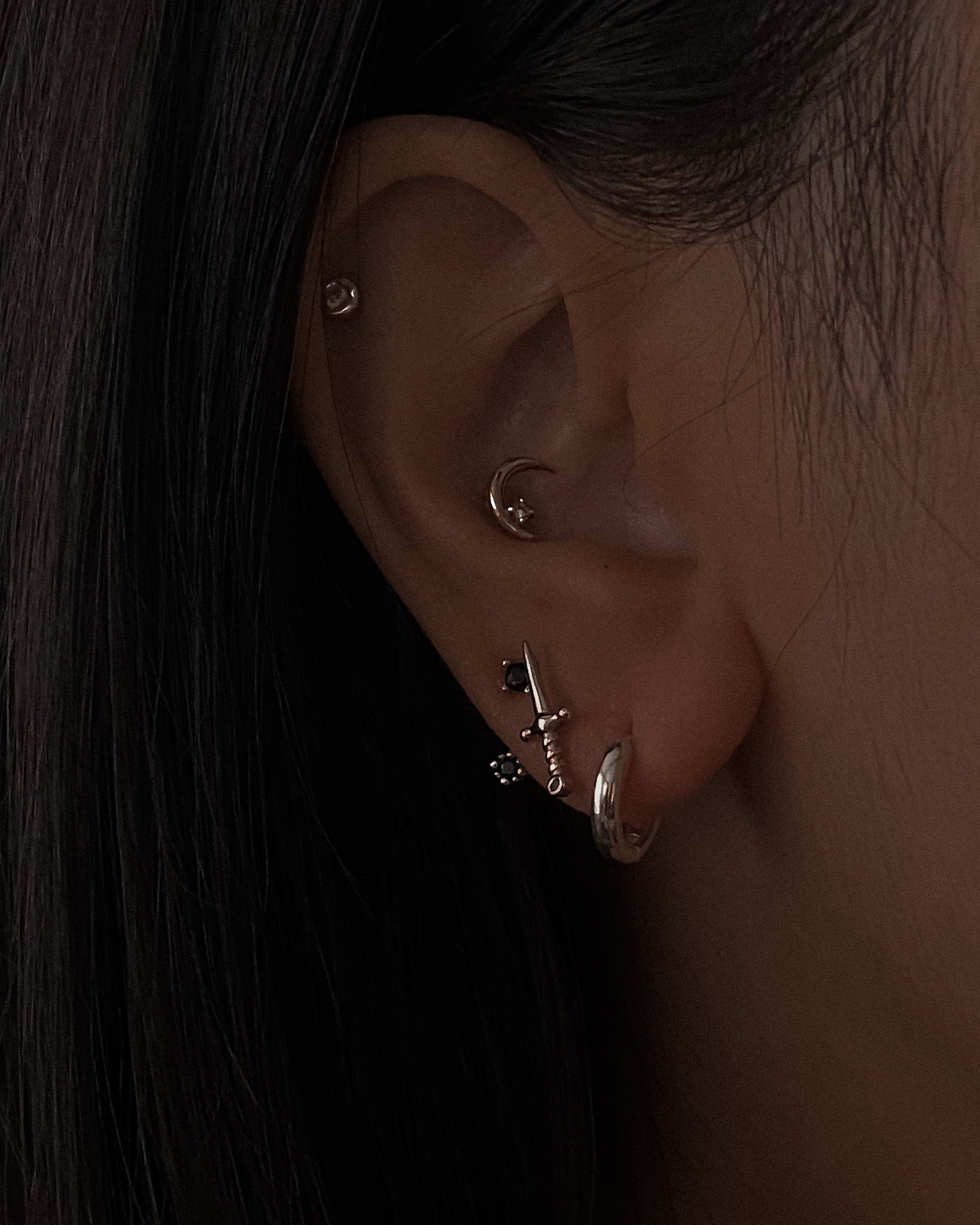 Mini Huggie Hoops / Sterling Silver - Midori Jewelry Co.