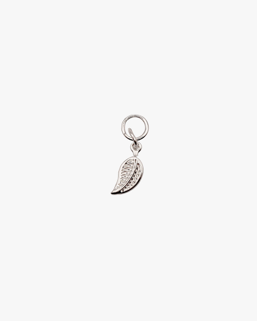 Tiny Leaf Charm / Sterling Silver - Midori Jewelry Co.