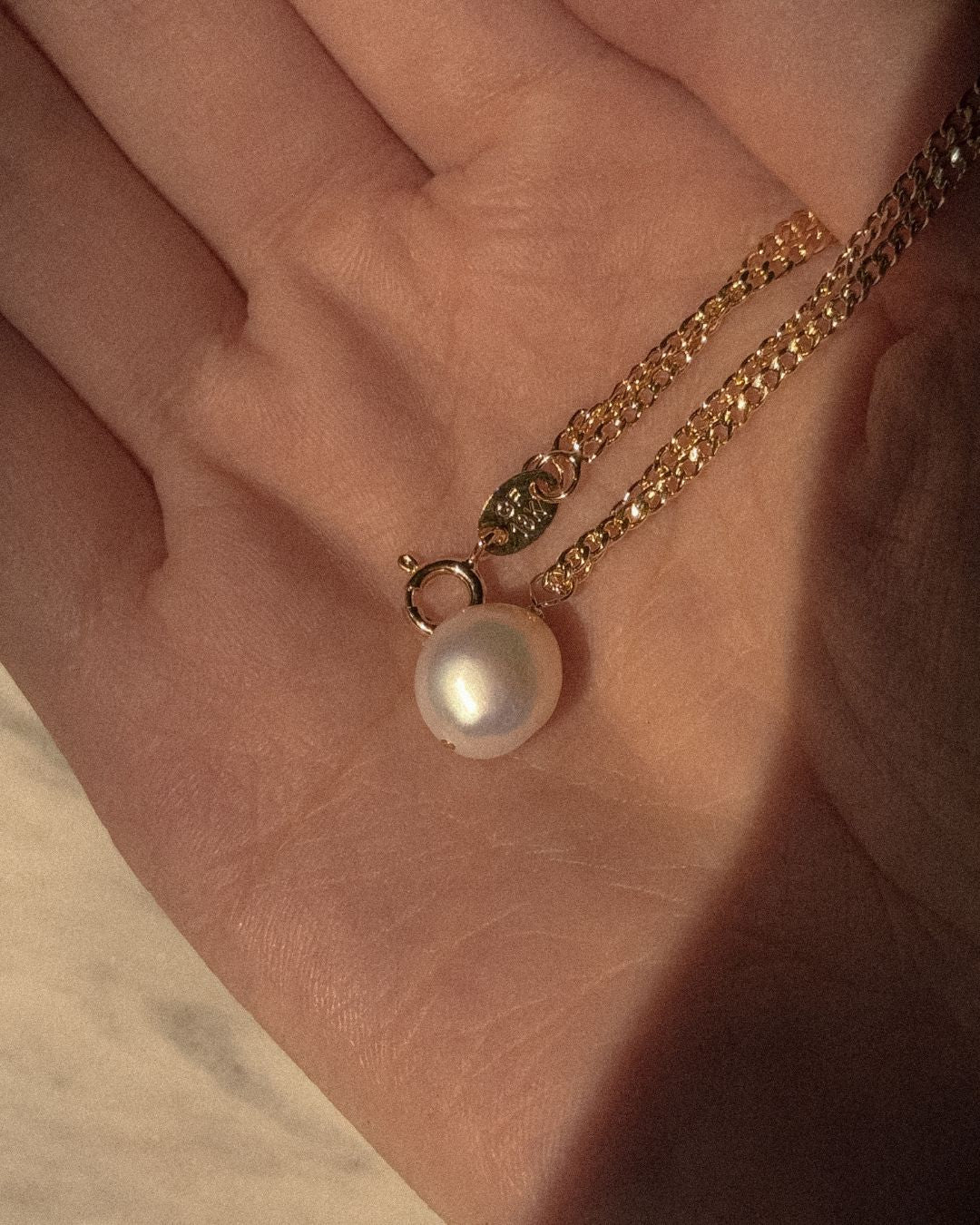 Gold-Filled Baroque Pearl Pendant Necklace | Midori Jewelry Co.