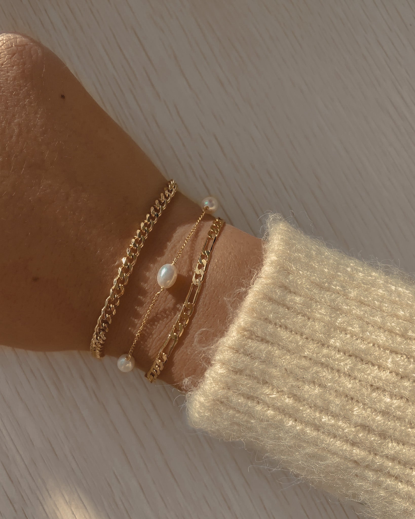 MIKIMOTO 18-karat gold pearl bracelet | NET-A-PORTER